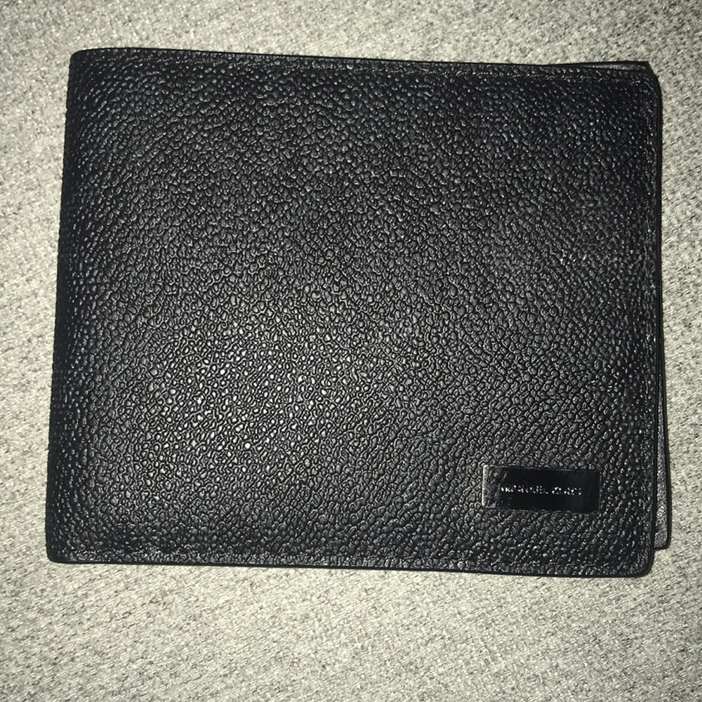 Michael Kors wallet